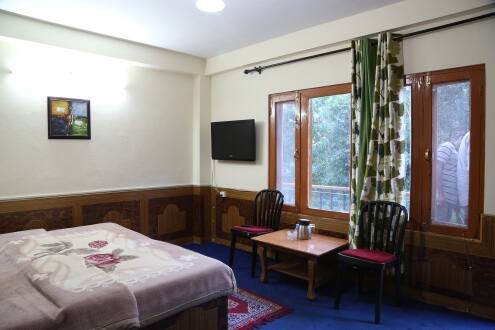 Hotel Simsa Home Stay, Manali 2